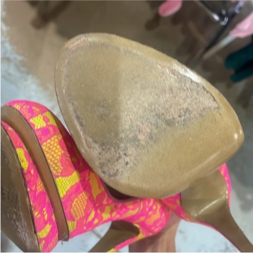 Y2K designer platform pumps - Picture 7 of 7